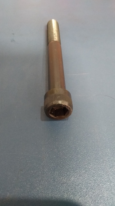 Tornillo allen carcaza de valvulas sin fin 12x1.5x100 volvo - Imagen principal