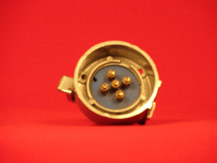 Base enchufe electrico 5 polos - Vista 4