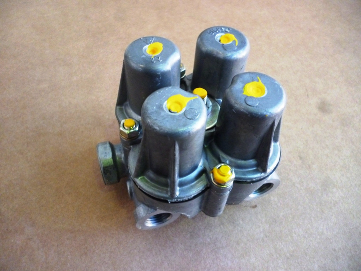 Valvula proteccion 4 circuitos + 2 salidas adicionales - Imagen principal