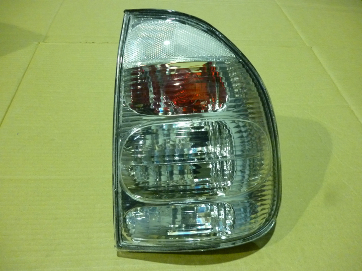 Tunning faro trasero cristal der - Imagen principal