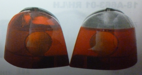 Faro trasero tricolor der - Imagen principal