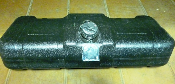 Tanque combustible plastico 120 lt rect 1.2x0.48x0.25 mb 608d/708 - Imagen principal