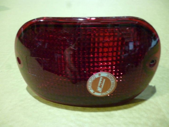 Faro trasero freno/posicion rojo curvo i/d - Imagen principal