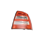 Faro trasero fume sedan der - Imagen principal