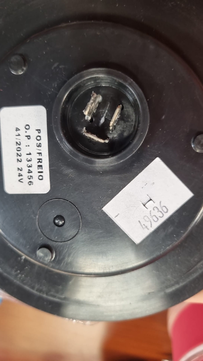 Faro tras.rojo pos/fren 24v led i/d - Vista 3