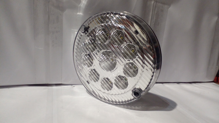 Faro trasero cristal redondo led 24v 155mm i/d - Imagen principal
