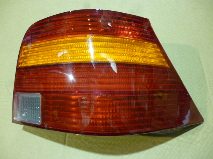 Faro trasero der - Imagen principal