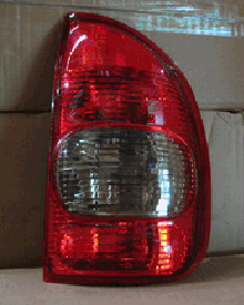 Faro trasero rojo fumé(5 ptas) izq - Imagen principal