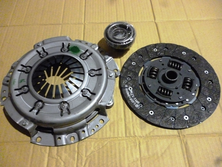 Kit embrague con ruleman 240/24e - Imagen principal