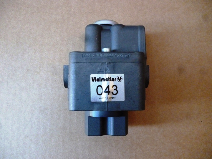 Valvula caja de cambios 8s-1350 - Imagen principal