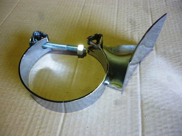 Abrazadera 4.1/2" crom c/sop - Imagen principal