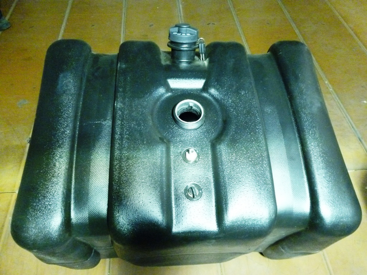 Tanque combustible plastico 315 litros - Imagen principal