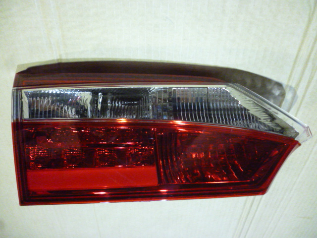 Faro trasero bicolor interior izq - Imagen principal