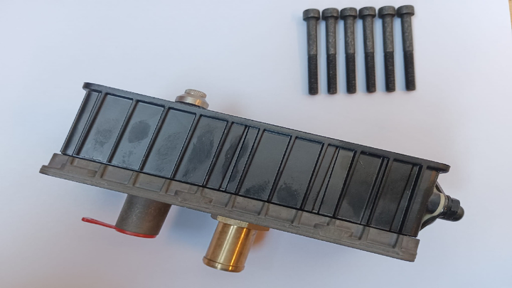 Caja controladora secador de aire haldex (corte a 10.3 bar) - Vista 2