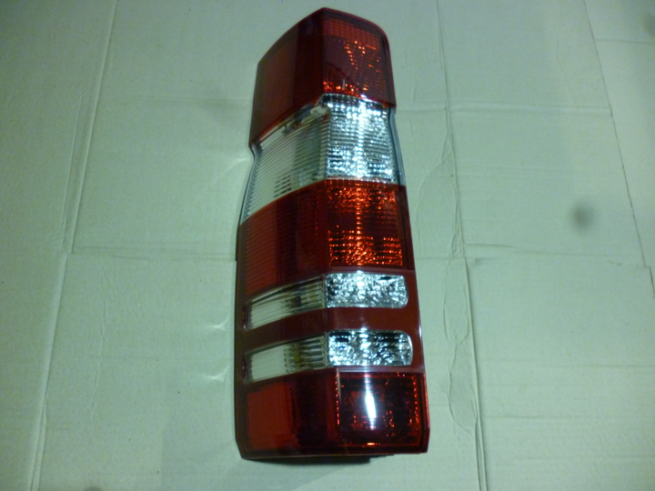 Faro trasero bicolor izq - Imagen principal