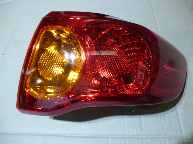 Faro trasero bicolor der - Imagen principal