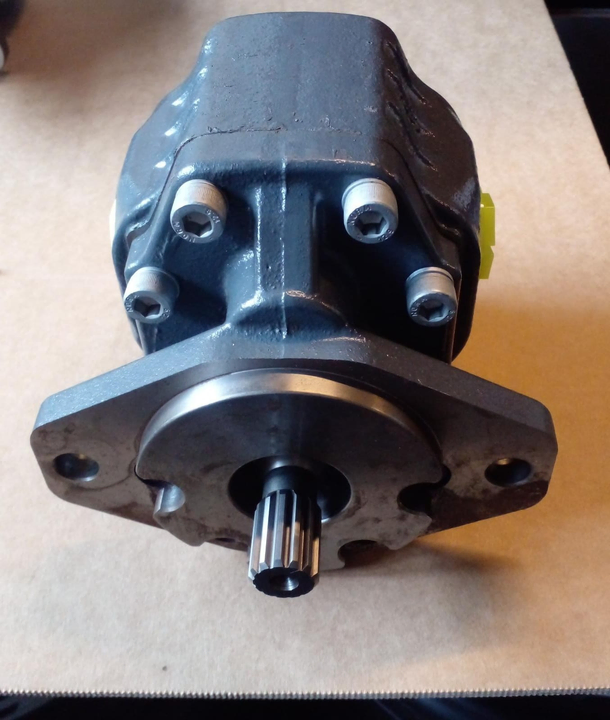 Bomba hidraulica tan.red.80 lt 82cm3 13 dientes - Imagen principal