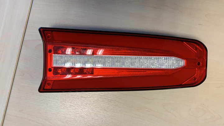 Modulo faro trasero trasero bicolor sin plastico sin mano i/d - Imagen principal