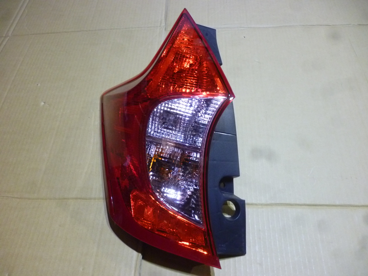 Faro trasero izq - Imagen principal