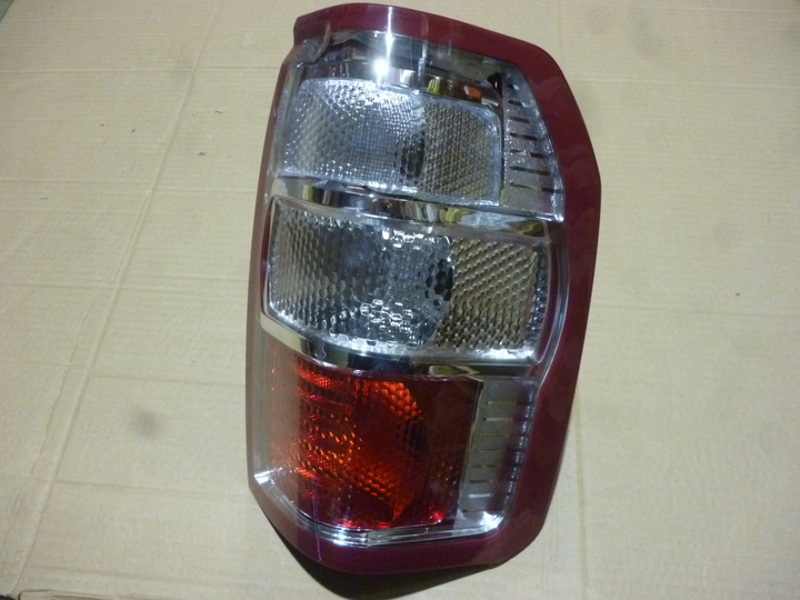 Faro trasero der - Imagen principal