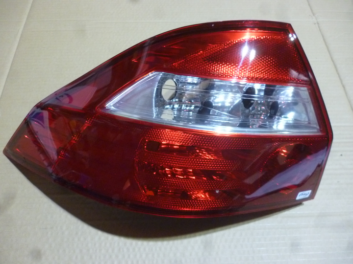 Faro trasero bicol izq - Imagen principal