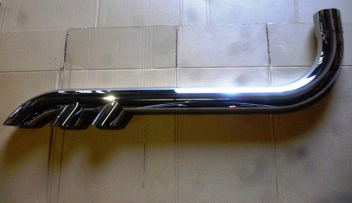 Colita escape 4.1/2" largo 1, 59 metros cromada - Imagen principal