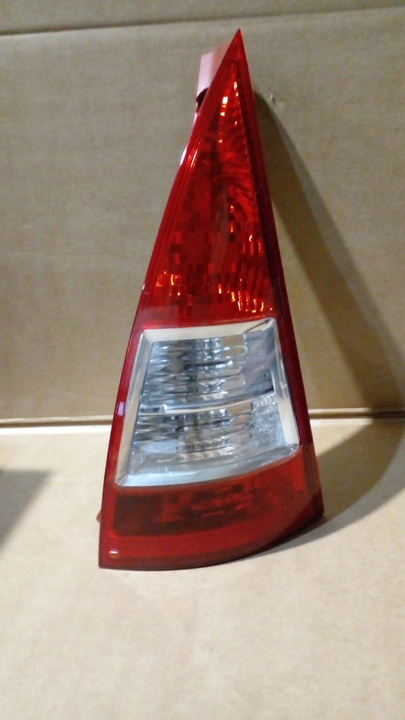 Faro trasero bicolor der - Imagen principal