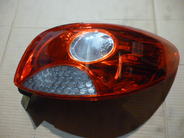 Faro tras rubi der der - Imagen principal