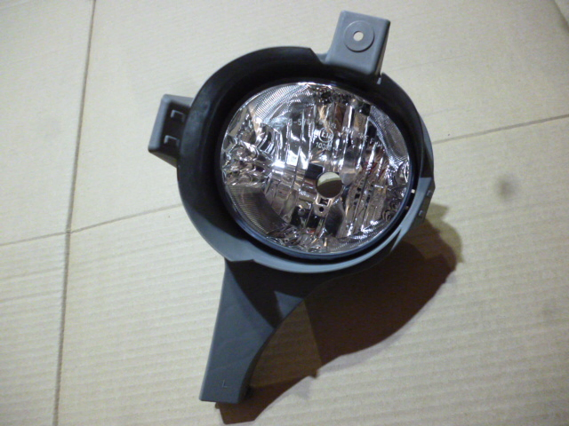 Faro aux/caminero p/golpe niebla cristal con base izq - Imagen principal