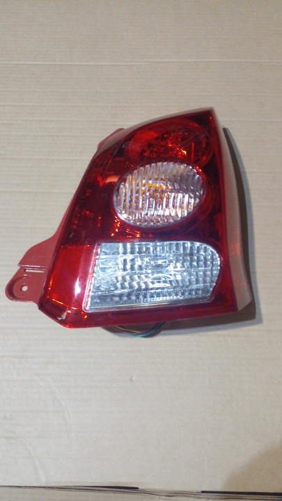 Faro trasero bicolor der - Imagen principal