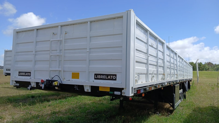 Semi con barandas 14500mm 8pinos 2+1e susp.neum ebs-balanza - Imagen principal