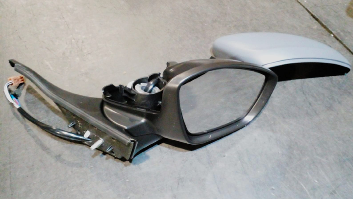 Espejo electrico der - Imagen principal