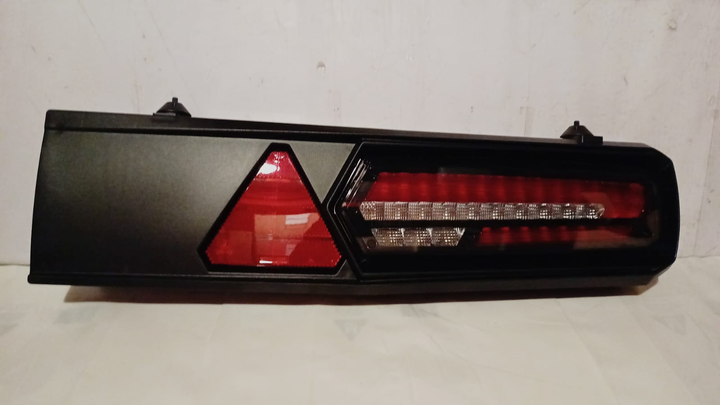 Faro tras.modelo 2022 der - Imagen principal