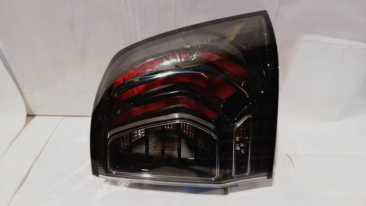 Faro trasero der - Imagen principal