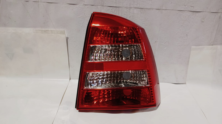 Faro trasero der - Imagen principal