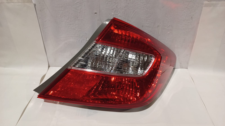 Faro trasero der - Imagen principal