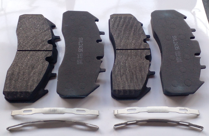 Pastillas freno delantera y trasera - Imagen principal