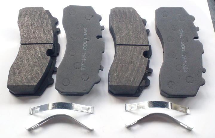 Pastillas freno delantera y trasera - Imagen principal