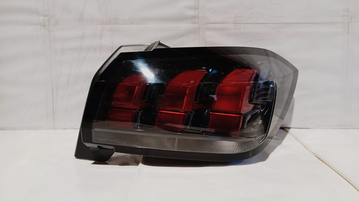 Faro trasero der - Imagen principal