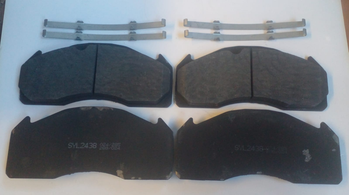 Pastillas freno delantera y trasera - Imagen principal