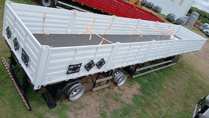 Semi con barandas 14500mm 8pinos 1+1e susp.neum ebs-balanza - Vista 3