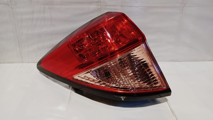 Faro trasero izq - Imagen principal