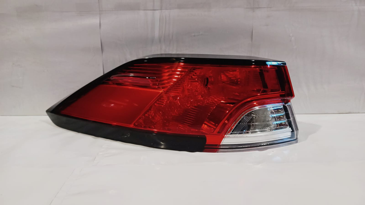 Faro trasero led izq - Imagen principal