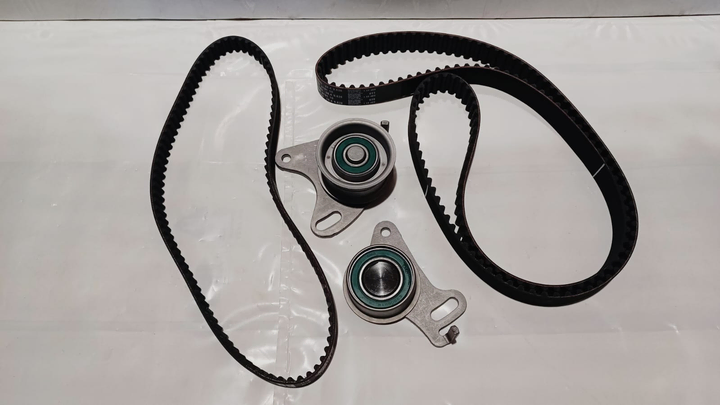 Kit distribucion motor (poleas+correas) - Imagen principal