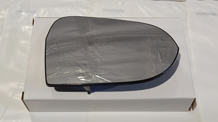 Vidrio convexo izq - Imagen principal