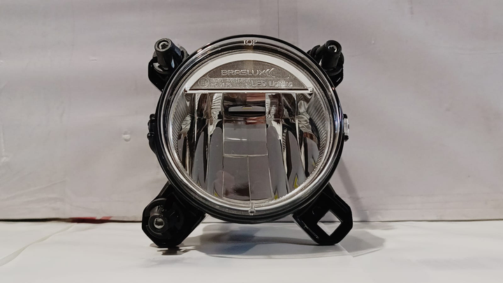 Faro principal con luz baja y carcaza metalica i/d - Vista 2