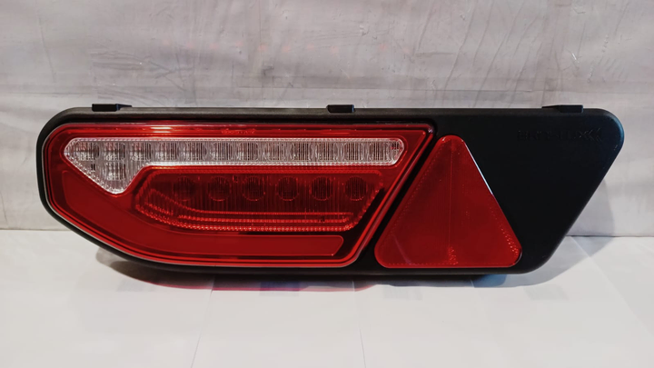 Faro trasero wide iii fix 12/24v pris izq - Vista 2